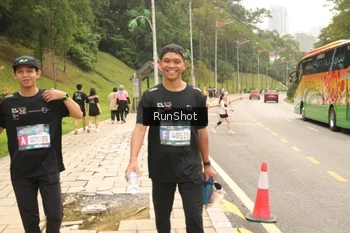 Runner Photo 4267129