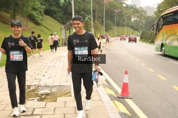 Runner Photo 4267135
