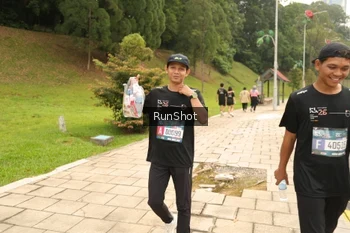 Runner Photo 4267136