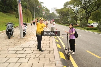 Runner Photo 4267143