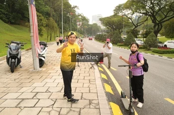 Runner Photo 4267146