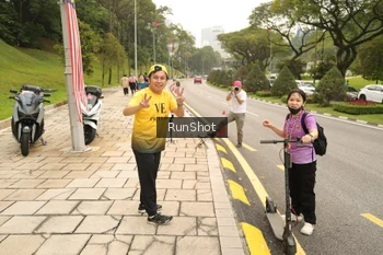 Runner Photo 4267154