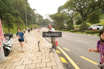 Runner Photo 4267163