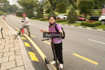 Runner Photo 4267165