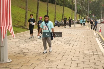 Runner Photo 4267172