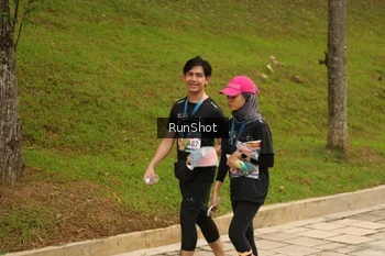 Runner Photo 4267189
