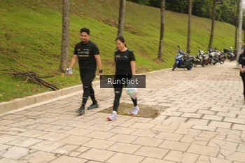 Runner Photo 4267215