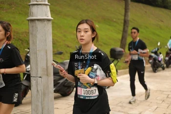 Runner Photo 4267249