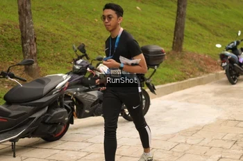 Runner Photo 4267256
