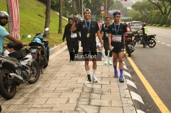 Runner Photo 4267271