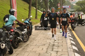 Runner Photo 4267276