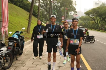 Runner Photo 4267282