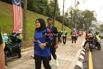 Runner Photo 4267297
