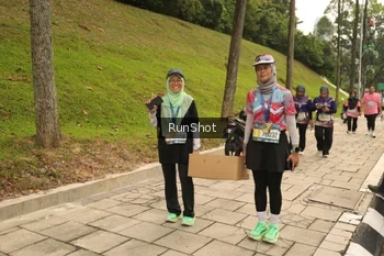 Runner Photo 4267309