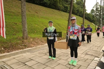 Runner Photo 4267312