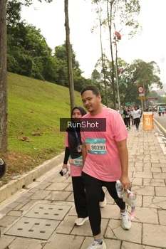 Runner Photo 4267322