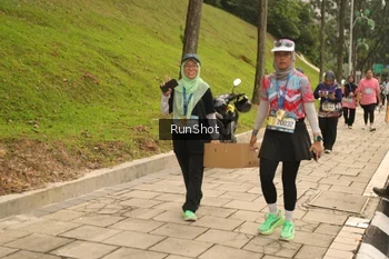 Runner Photo 4267335