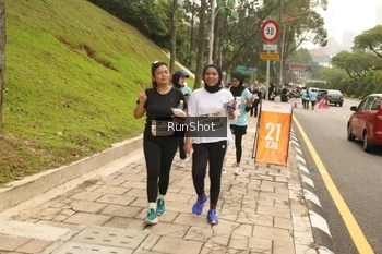Runner Photo 4267336
