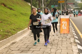 Runner Photo 4267339