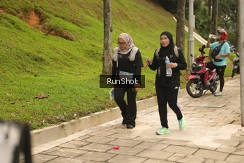 Runner Photo 4267349