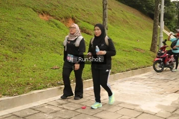Runner Photo 4267360