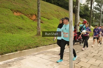 Runner Photo 4267367