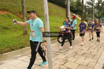 Runner Photo 4267369