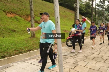 Runner Photo 4267370