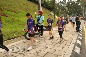 Runner Photo 4267373