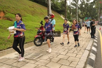 Runner Photo 4267375