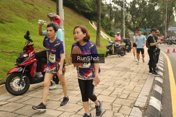 Runner Photo 4267379