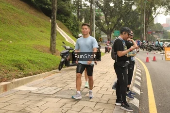 Runner Photo 4267380