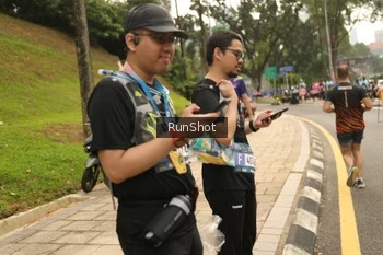 Runner Photo 4267400