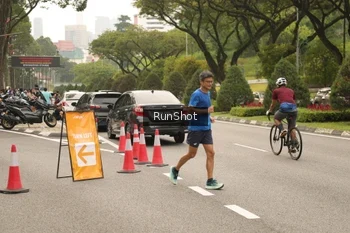 Runner Photo 4267404