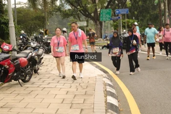 Runner Photo 4267405