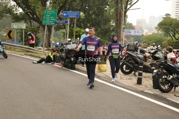 Runner Photo 4267440