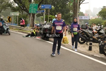 Runner Photo 4267444