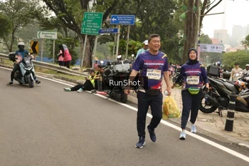 Runner Photo 4267449