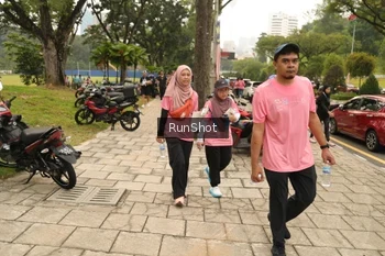 Runner Photo 4267459