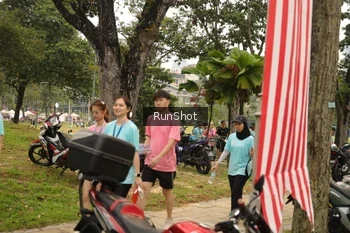 Runner Photo 4267474