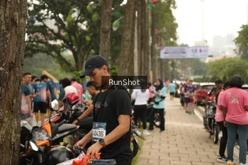 Runner Photo 4267491
