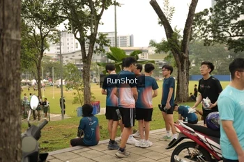 Runner Photo 4267498