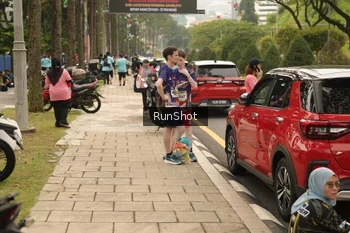 Runner Photo 4267502