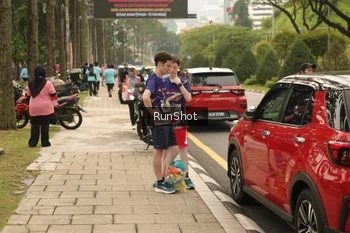 Runner Photo 4267508