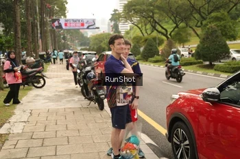 Runner Photo 4267521