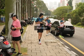 Runner Photo 4267540