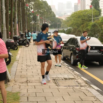 Runner Photo 4267541