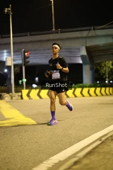 Runner Photo 4267548