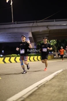 Runner Photo 4267549