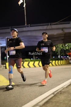 Runner Photo 4267560